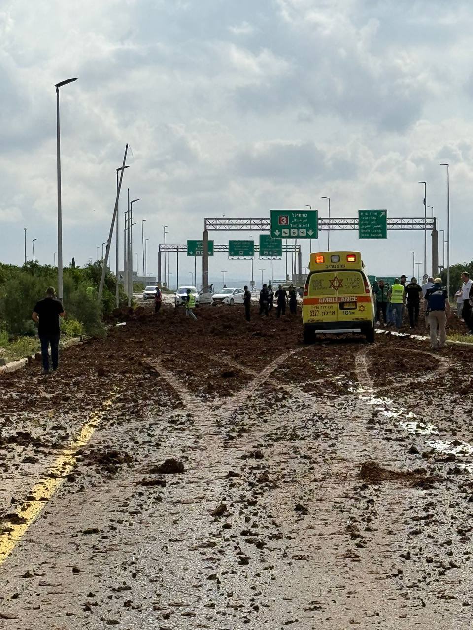 Ben Gurion Airport Missile Strike Nearby Injures Six