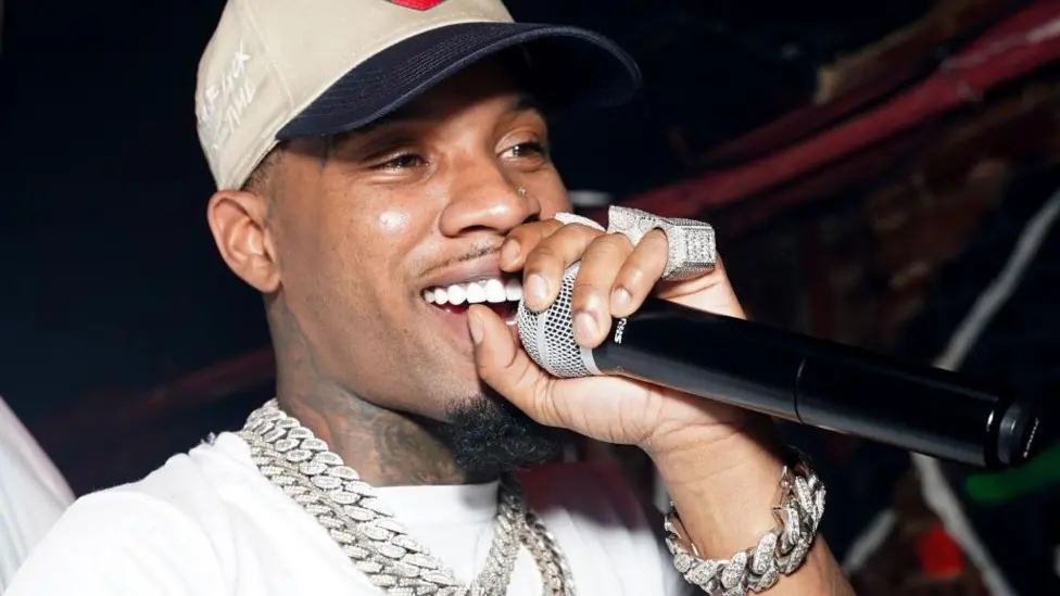 Rapper Tory Lanez stabbed in California prison